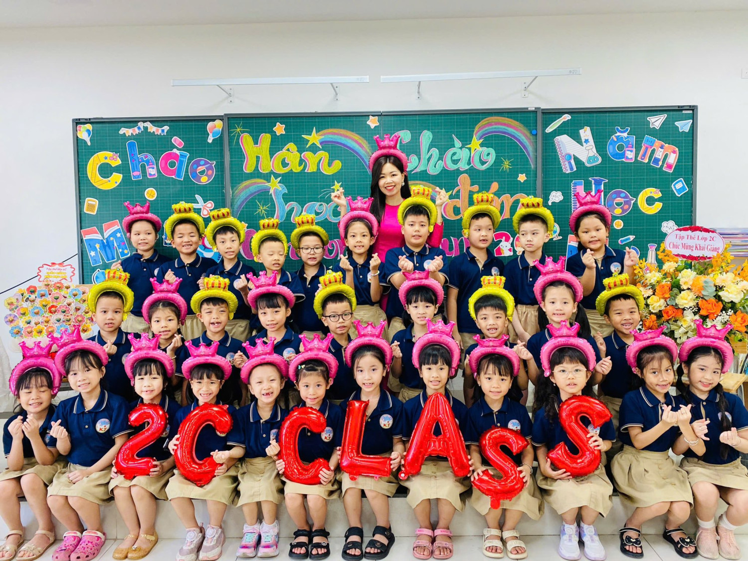 “CHÀO NĂM HỌC MỚI” THEO PHONG CÁCH KTERS CÓ GÌ??? 🇻🇳🎶🎉